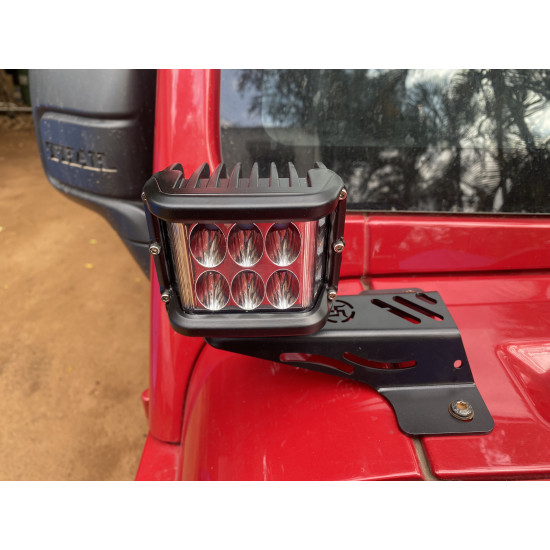 New Thar Light Bracket